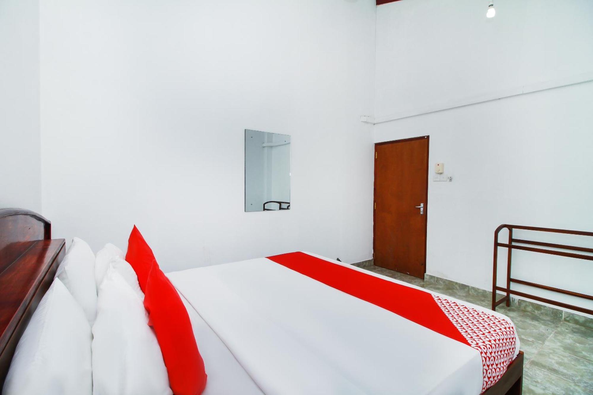 Airport Green View Resort Andiambalama Extérieur photo
