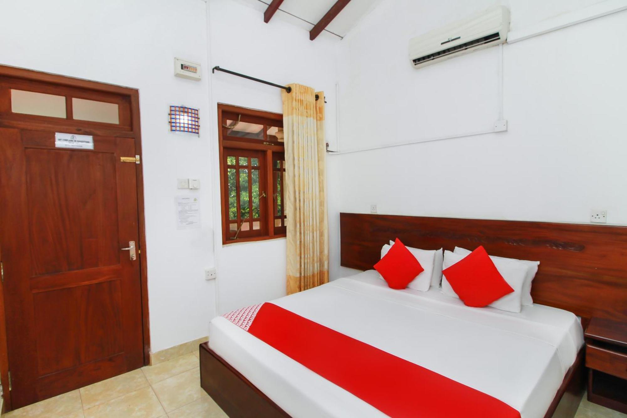 Airport Green View Resort Andiambalama Extérieur photo